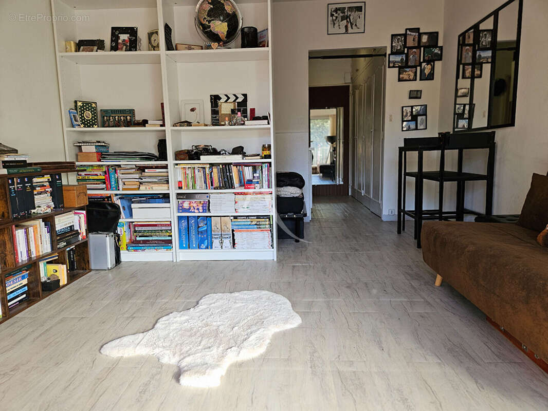 Appartement à PEYMEINADE