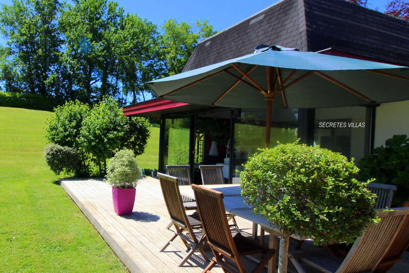 Maison à SALLEBOEUF