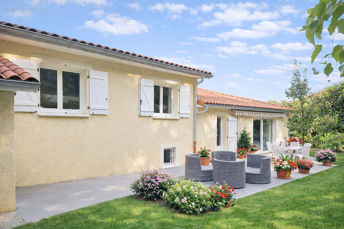 Maison à SAINT-MAURICE-L'EXIL