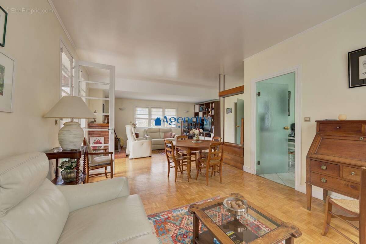 Maison à NOISY-LE-GRAND