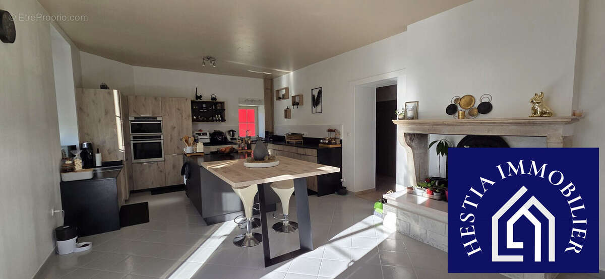 Maison à ANCY-LE-FRANC