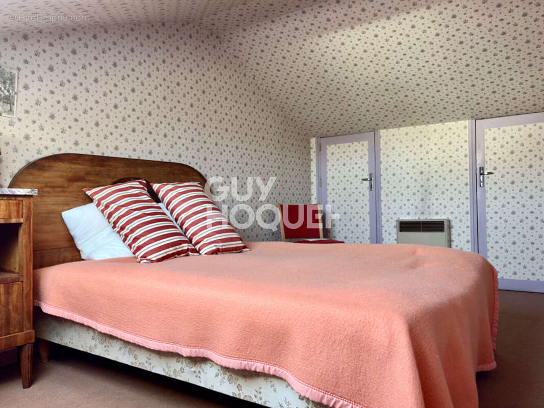 Maison à SOISY-SUR-SEINE