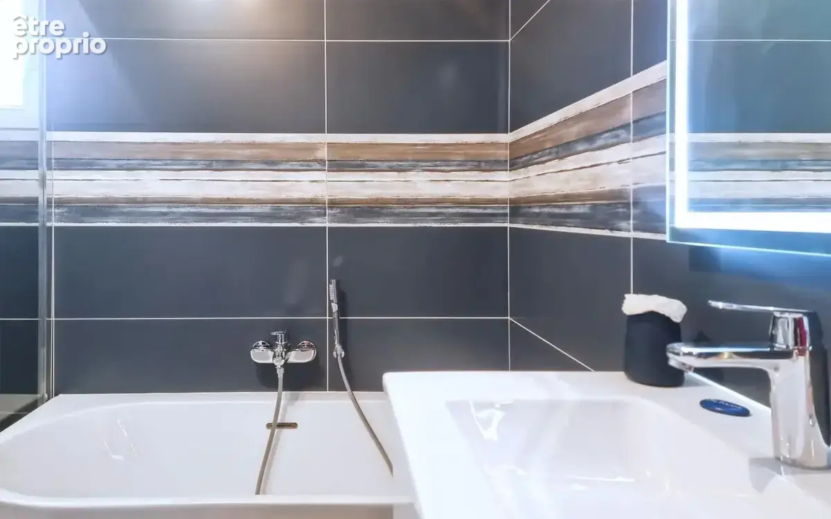 Maison 5 pièces 141 m² à vendre à Bron (69500) - photo 10