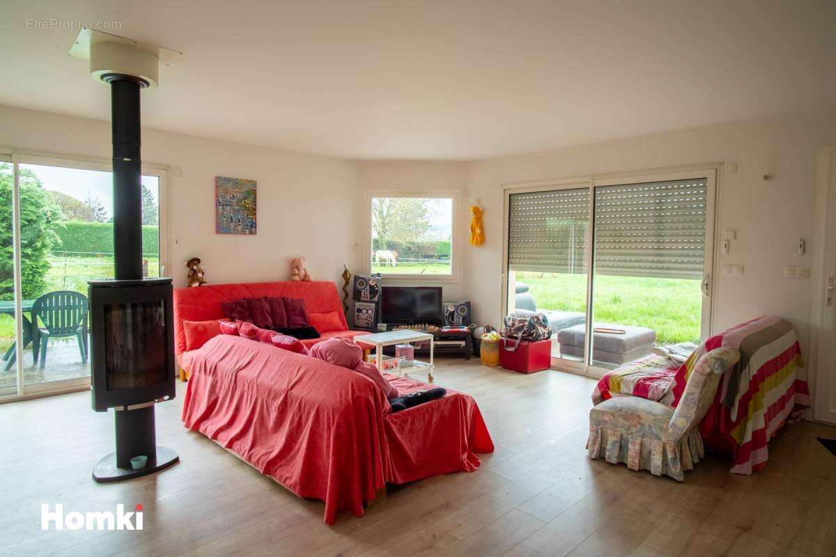 Maison à BAS-EN-BASSET