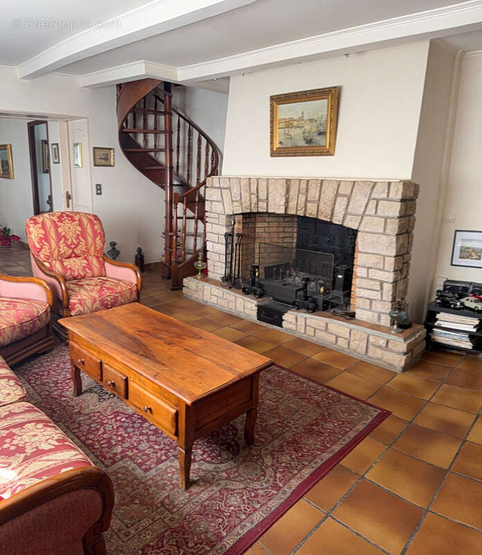 Maison à LA DESTROUSSE