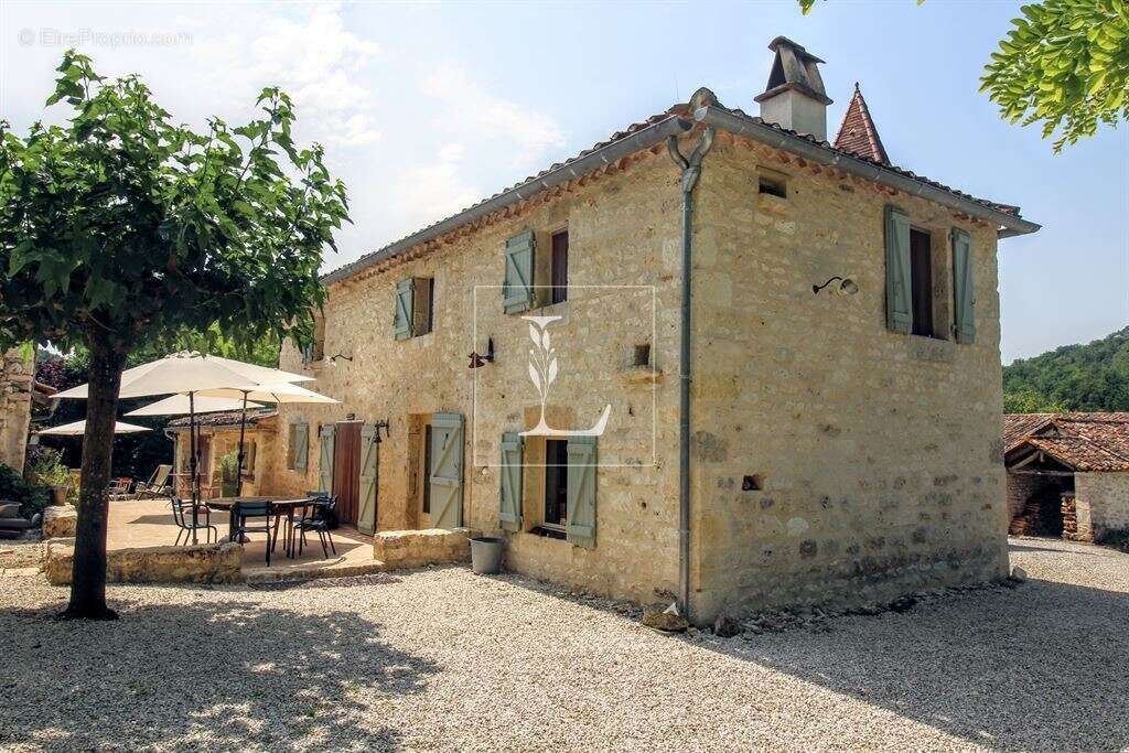 Maison à LAUZERTE