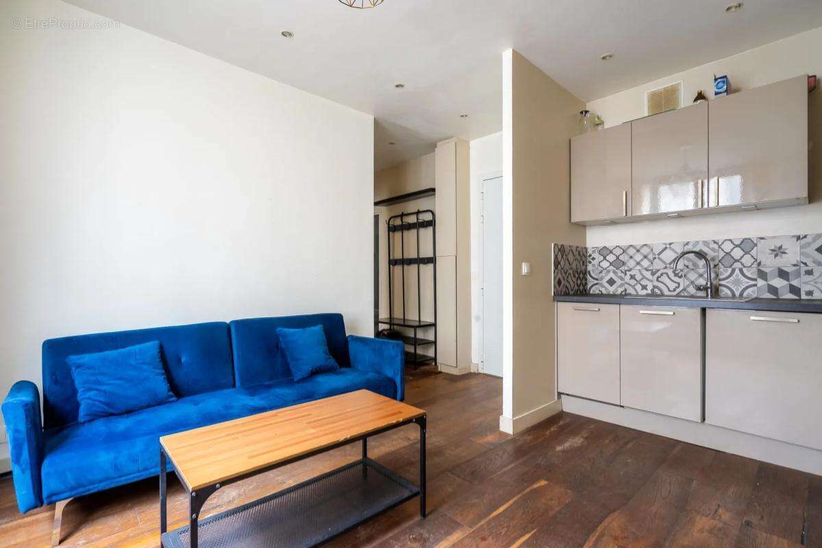 Appartement à PARIS-18E