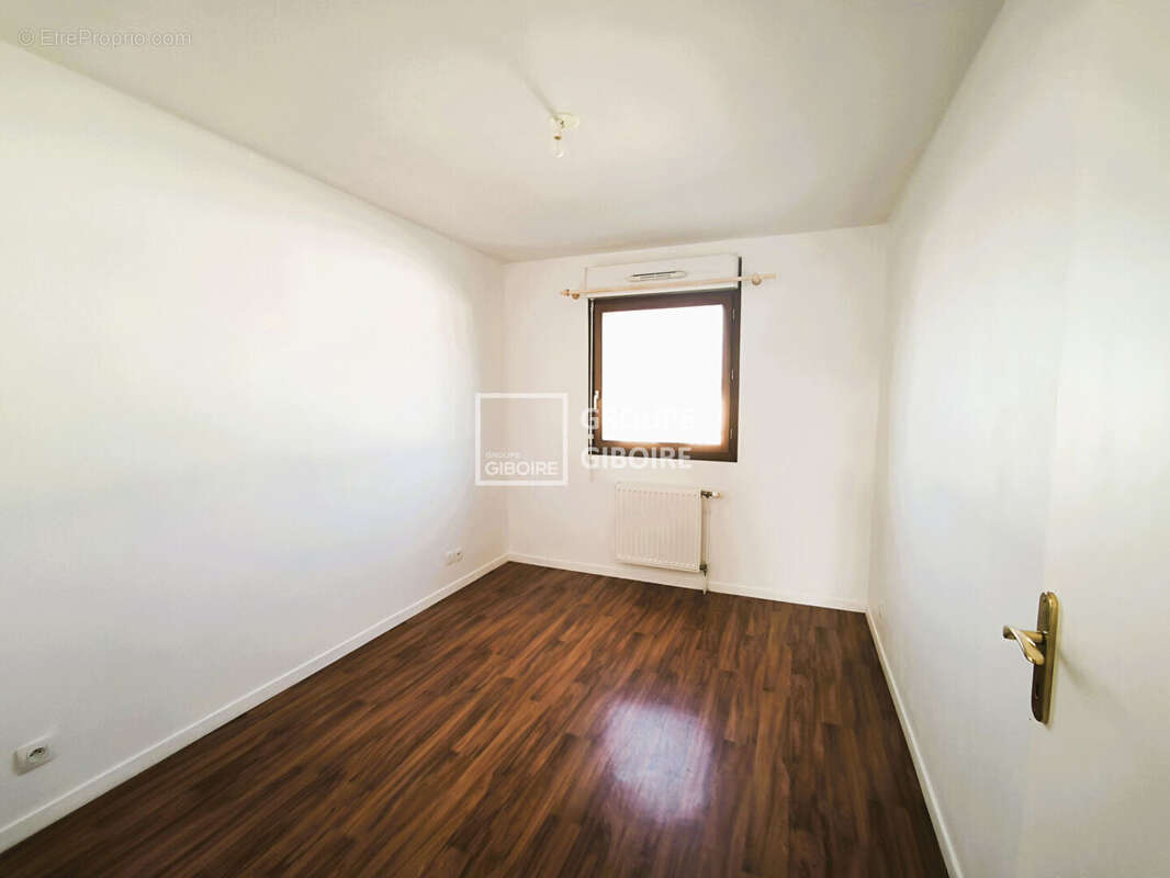 Appartement à VEZIN-LE-COQUET