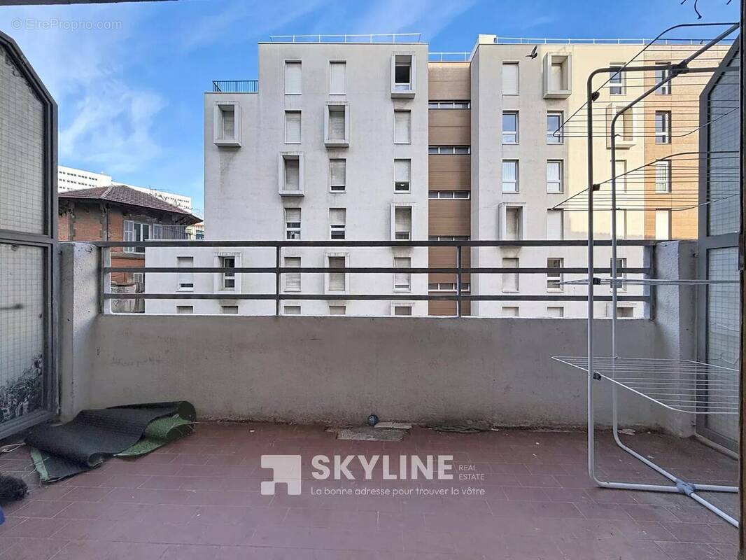 Appartement à MARSEILLE-1E