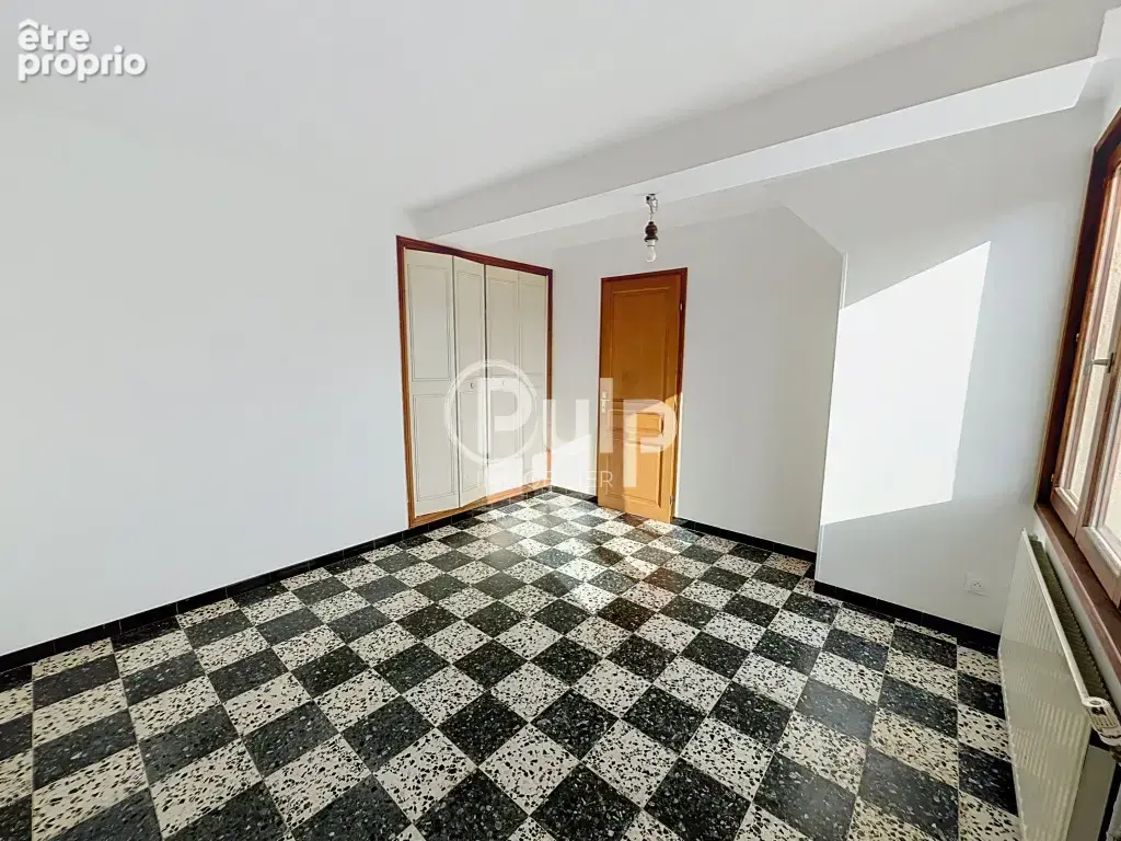 Grigny - Maison semi plain-pied de 232 m², 5 chambres - photo 8