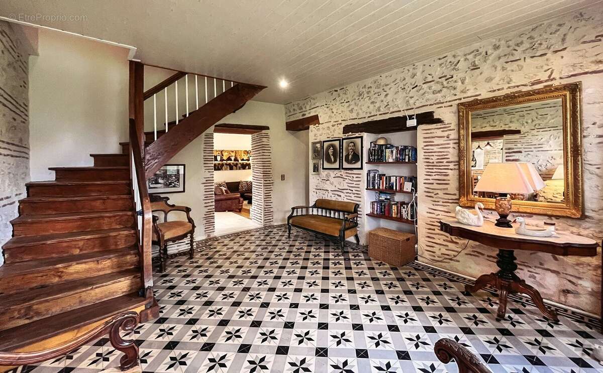 Maison à CASTELMORON-SUR-LOT