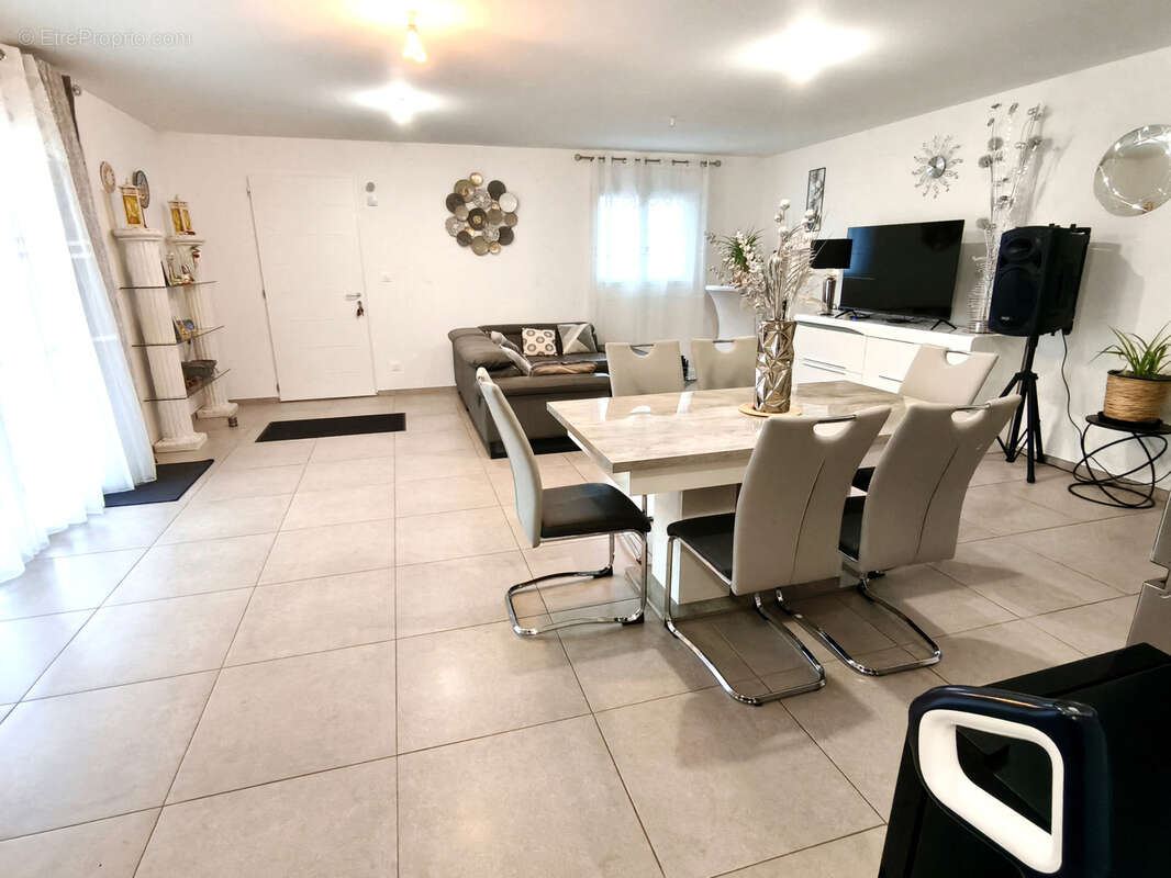 Maison à BEAUVOISIN