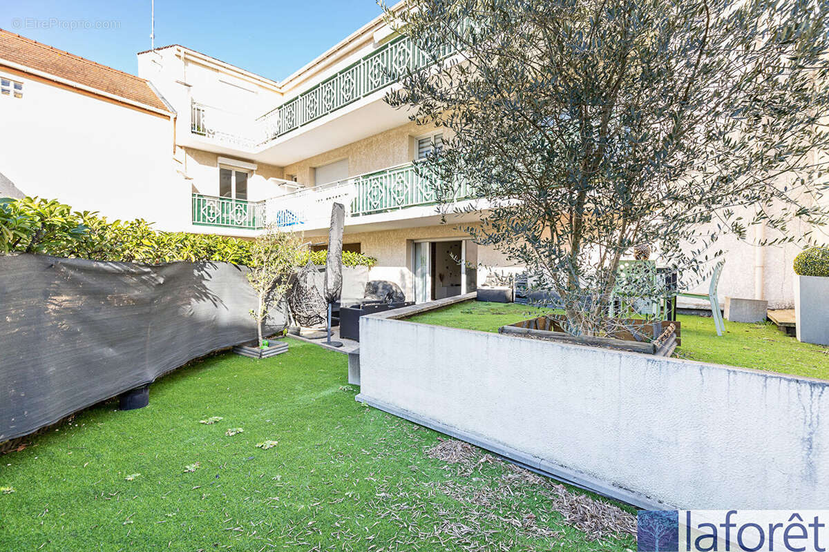 Appartement à LONGJUMEAU