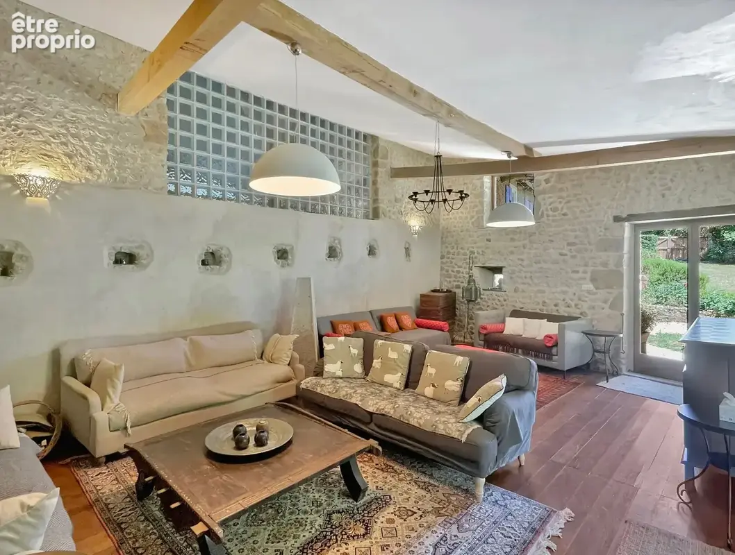 Fabuleuse maison individuelle de caractère en pierre avec piscine - photo 17