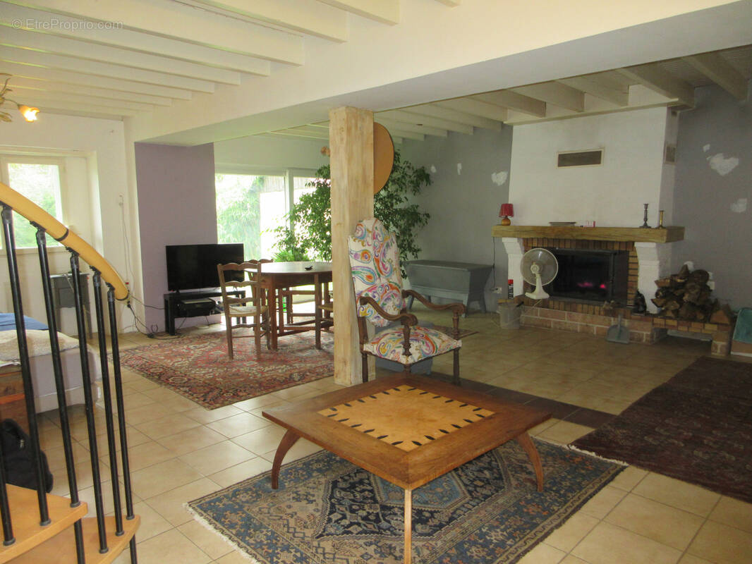 Maison à OULCHES