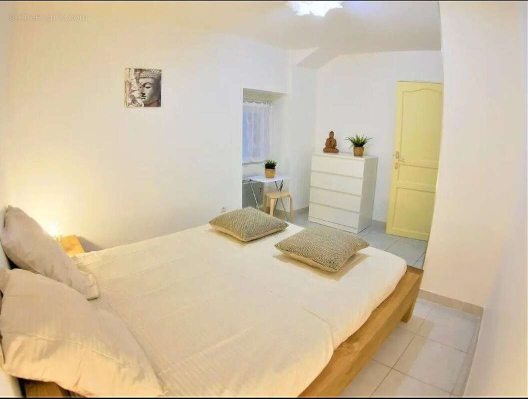 Photo 7 - Commerce à NIMES