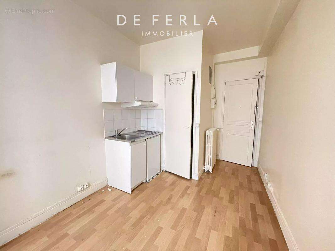 Appartement à PARIS-14E