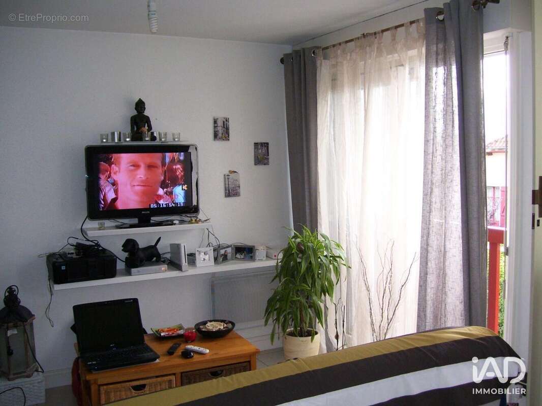 Photo 2