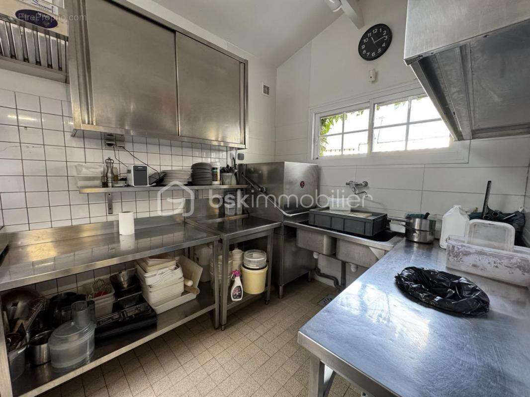 Commerce à ACQUIGNY