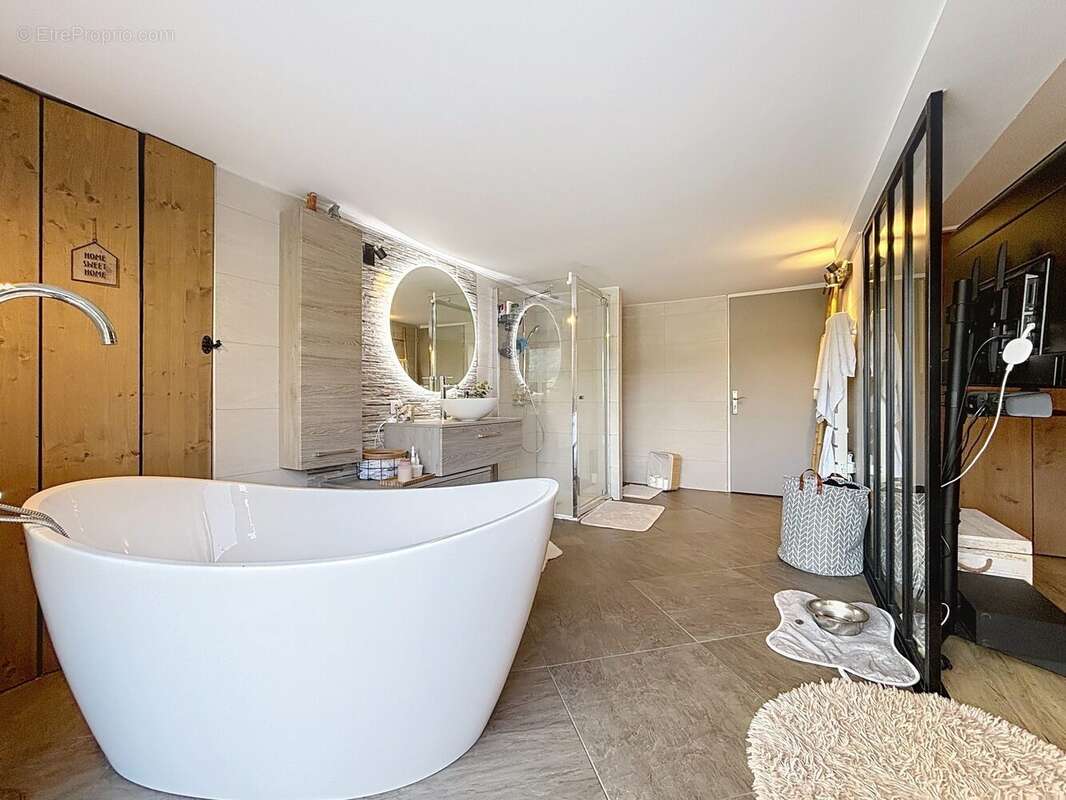 Maison à ECHENOZ-LA-MELINE