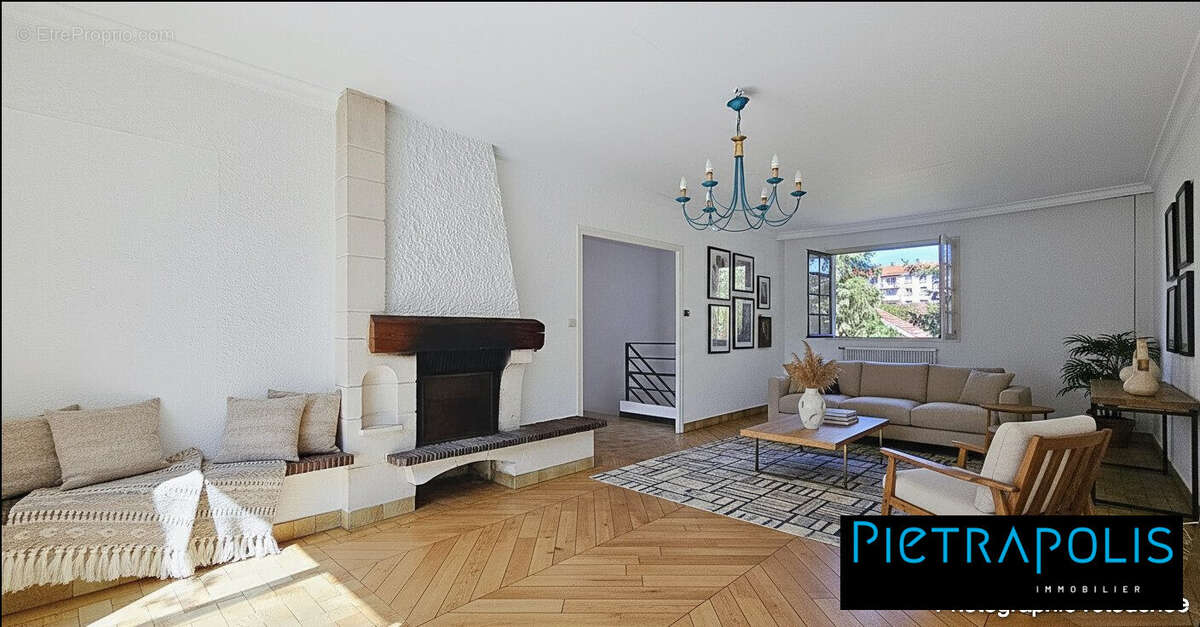 Maison à LYON-5E