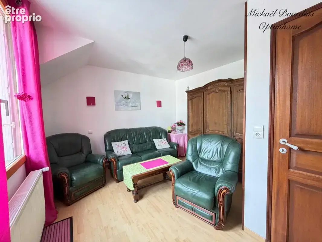  Maison familiale de caractère 190 m2 – 5 chambres – Environnement calme – Proche centre de La Flèche - photo 10