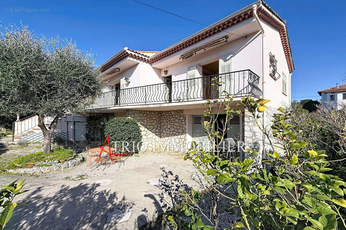 Maison à CAGNES-SUR-MER
