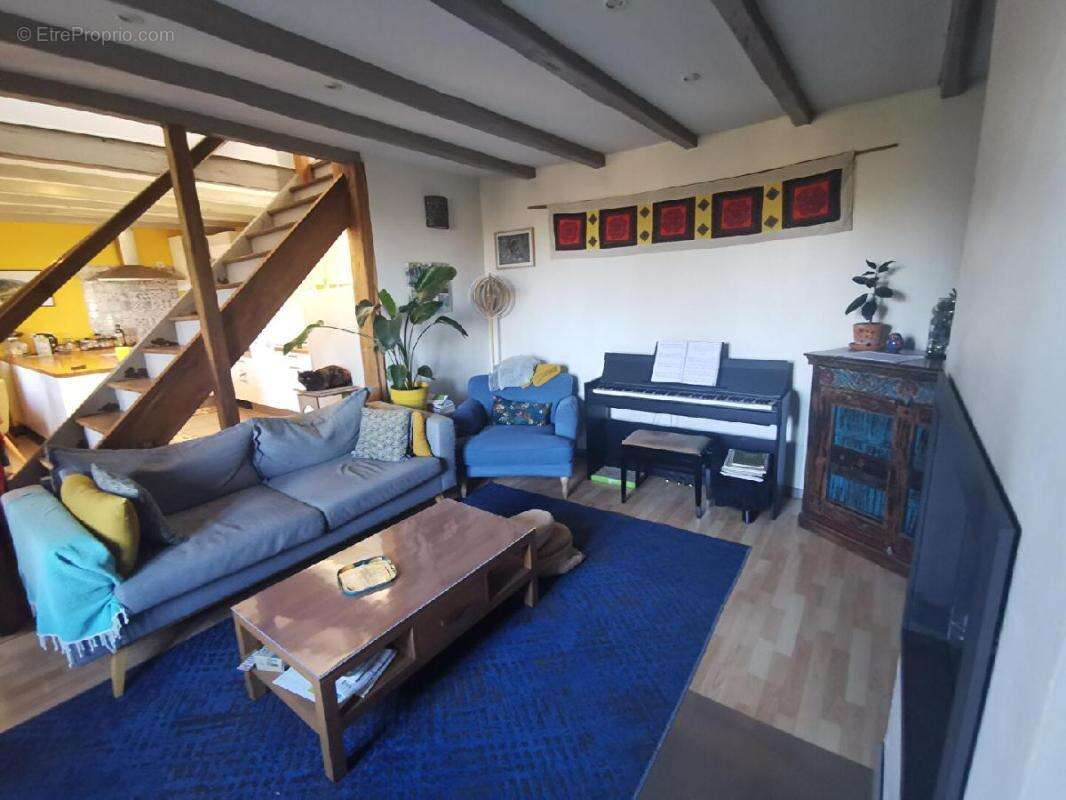 Maison à SAINT-PRIEST-SOUS-AIXE