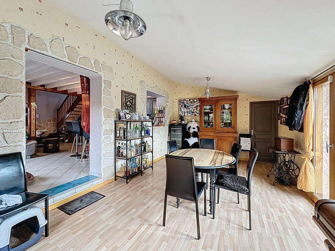 Maison à MIONS