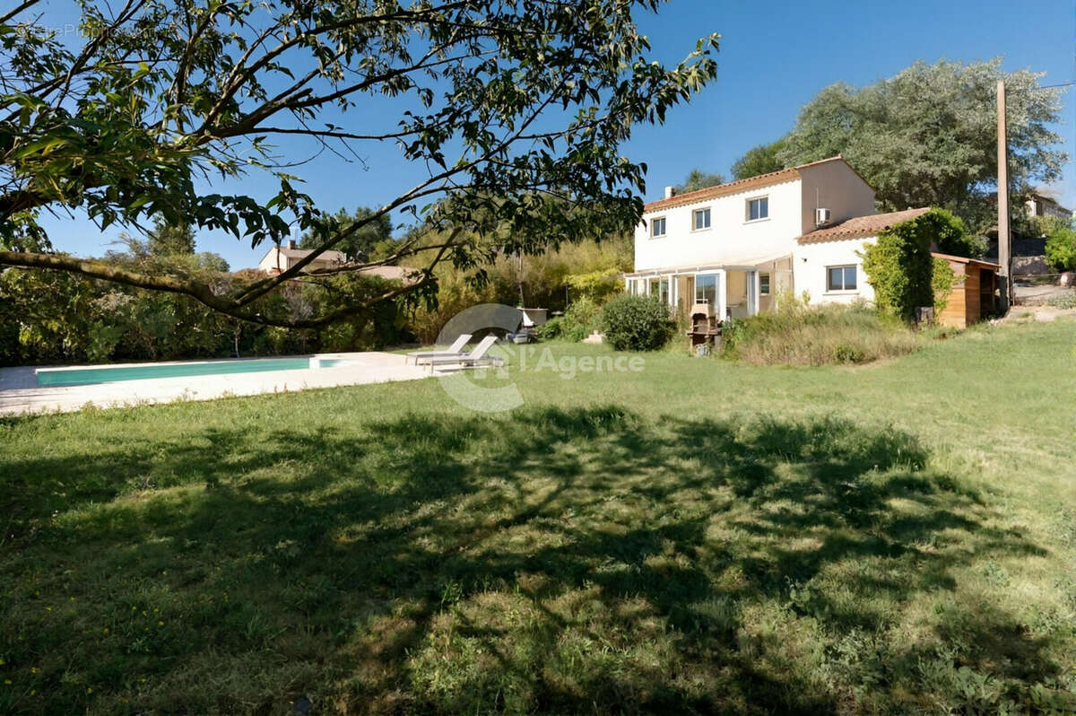 Maison à MONTAUROUX