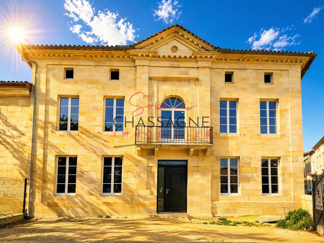 Maison à SAINT-EMILION
