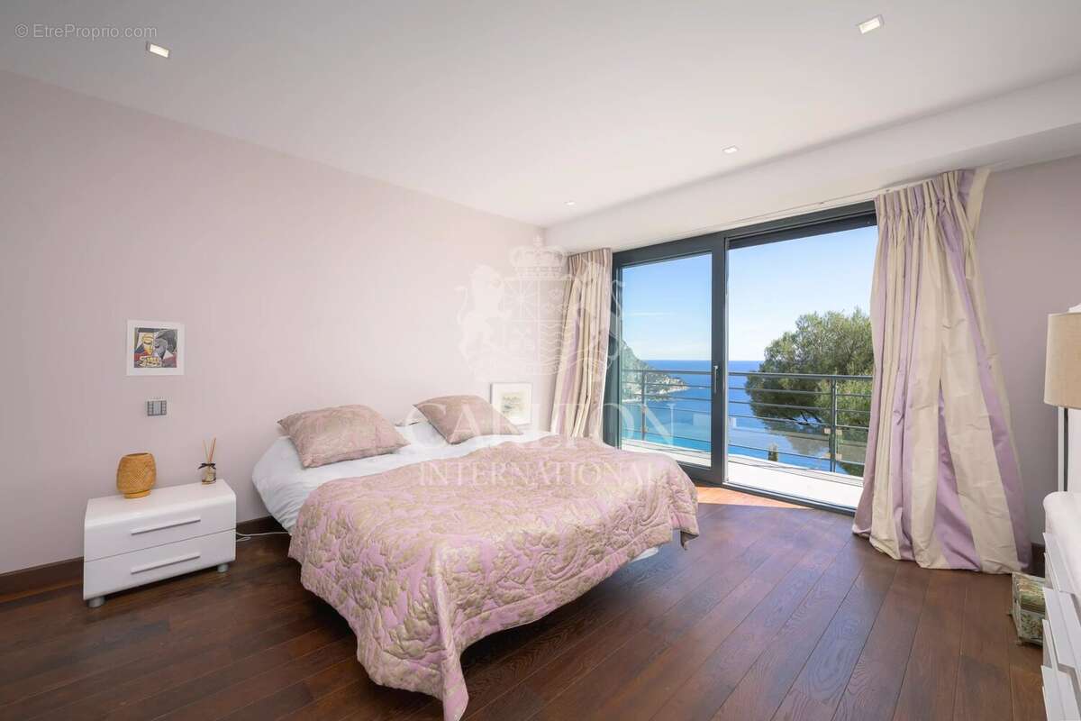 Maison à EZE