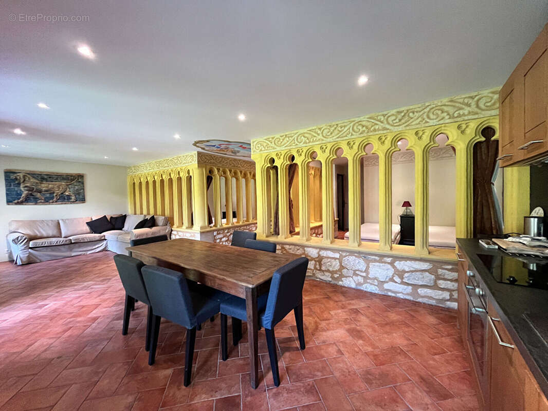 Maison à MONFLANQUIN