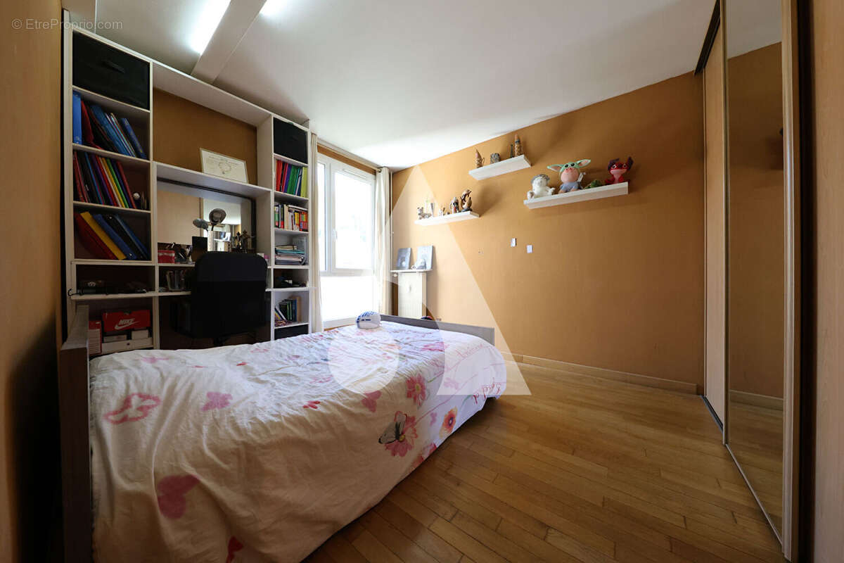 Appartement à CORBEIL-ESSONNES