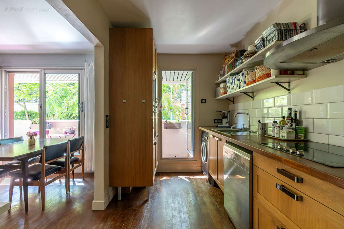 Appartement à PARIS-12E