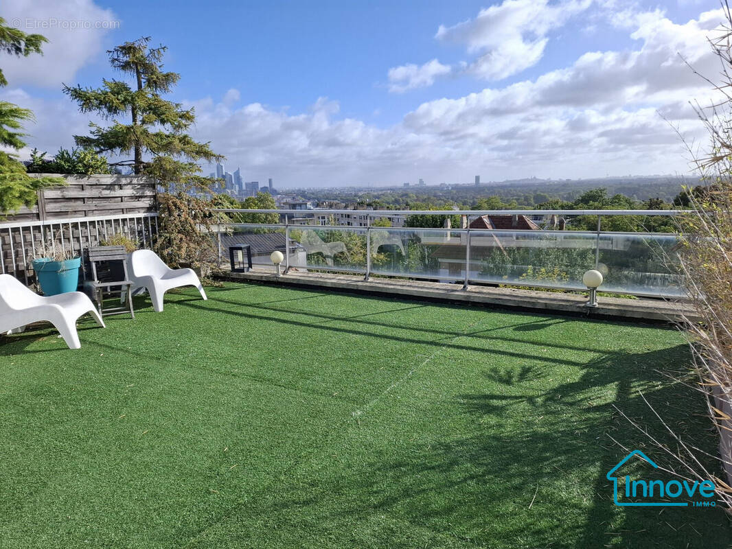 Appartement à SURESNES