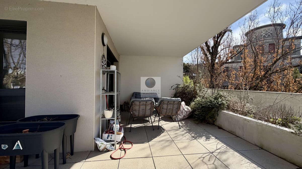 Appartement récent avec terrasse - photo 14