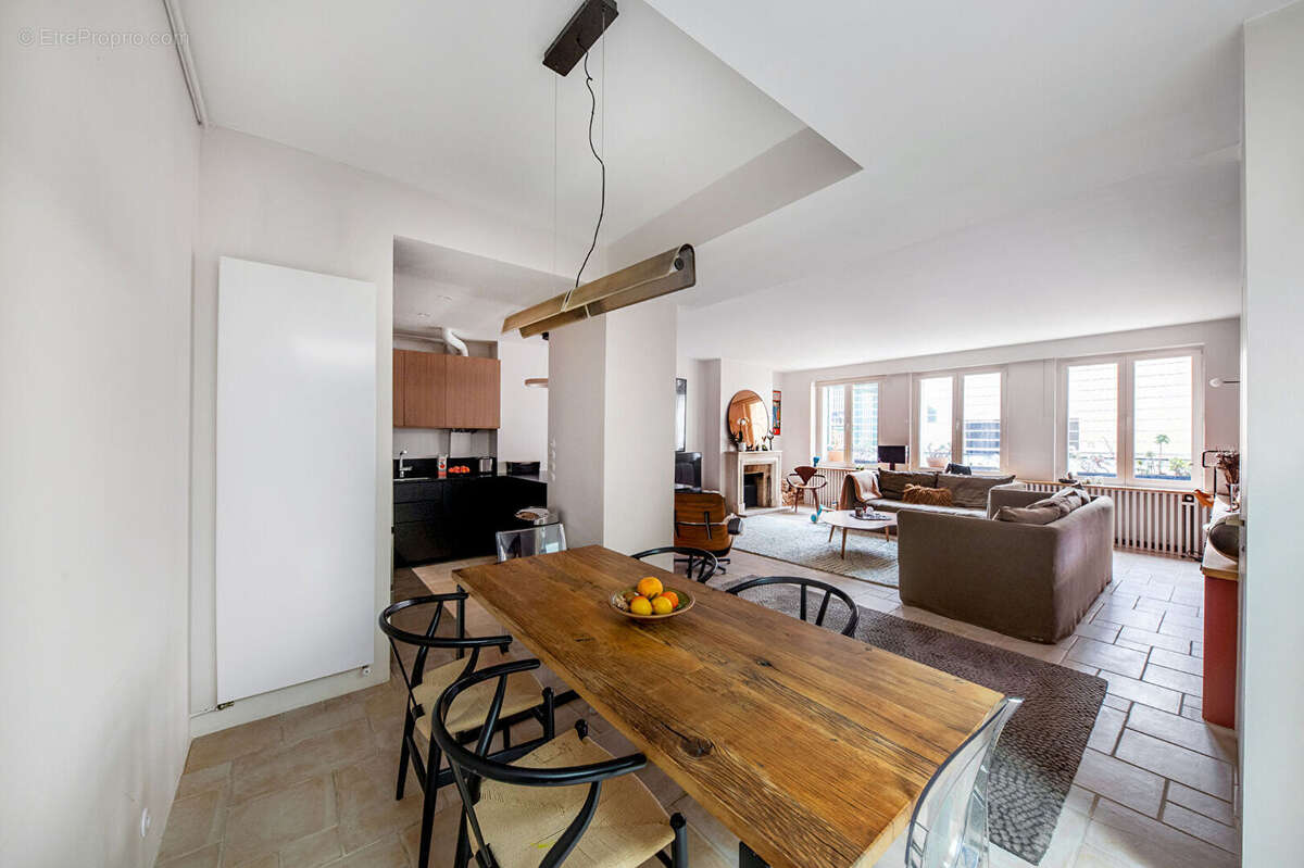 Mairie du 10e appartement en triplex - photo 2