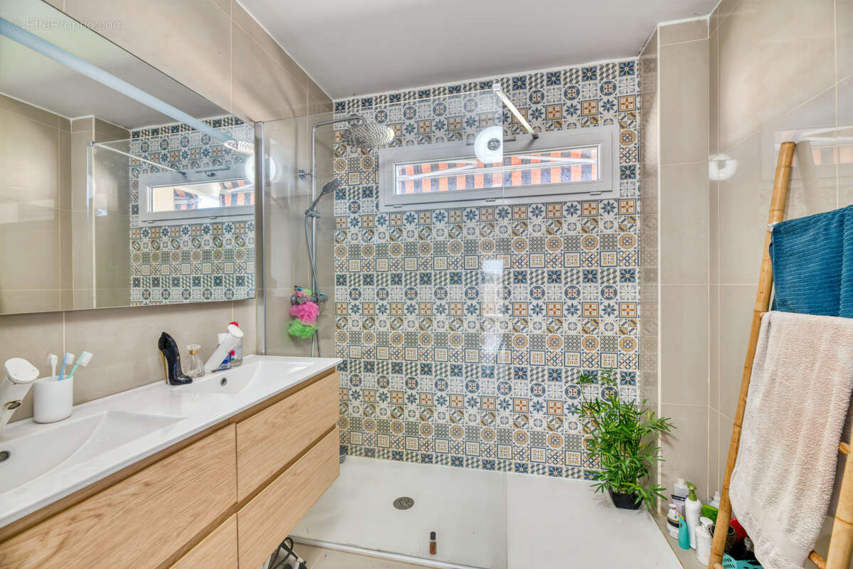Appartement à CAGNES-SUR-MER