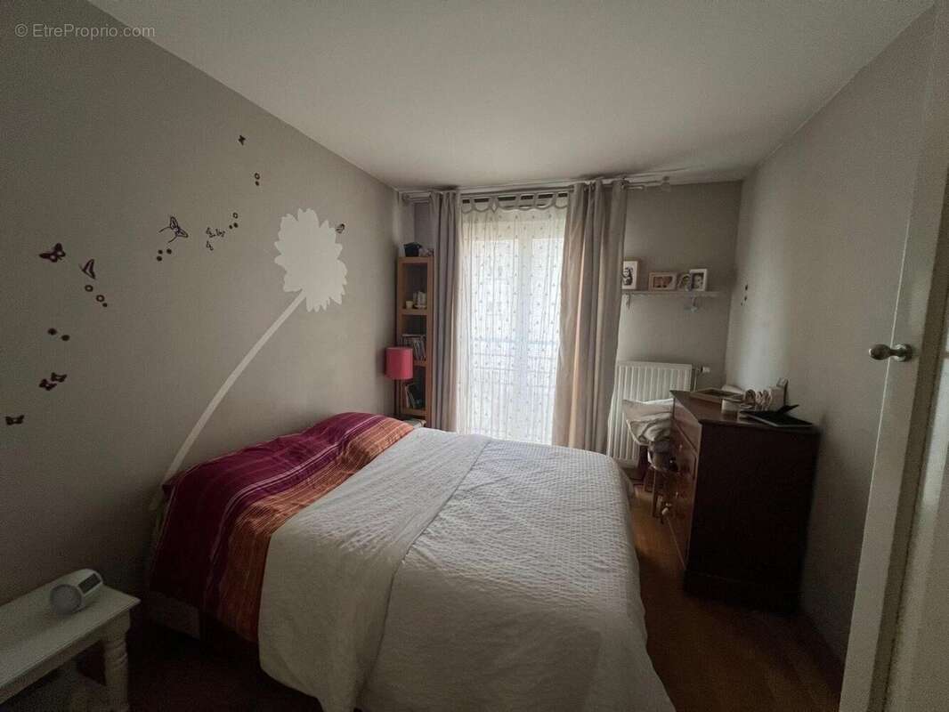 Photo 4 - Appartement à ASNIERES-SUR-SEINE