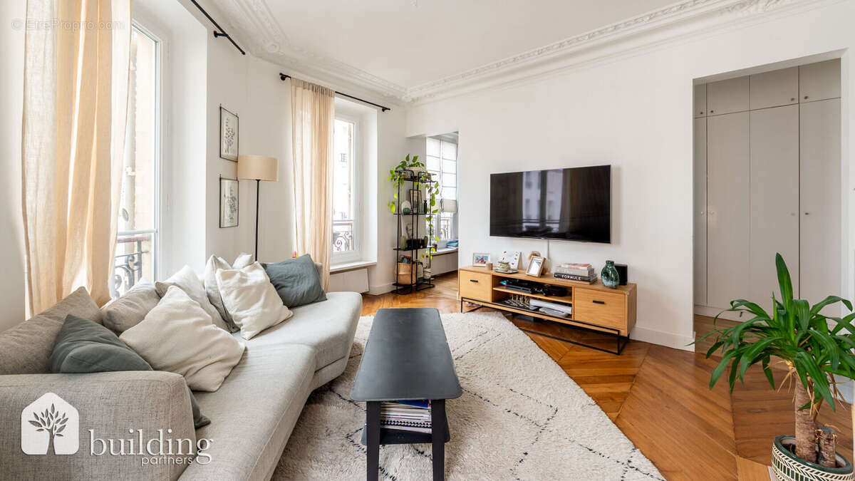 Appartement à LEVALLOIS-PERRET