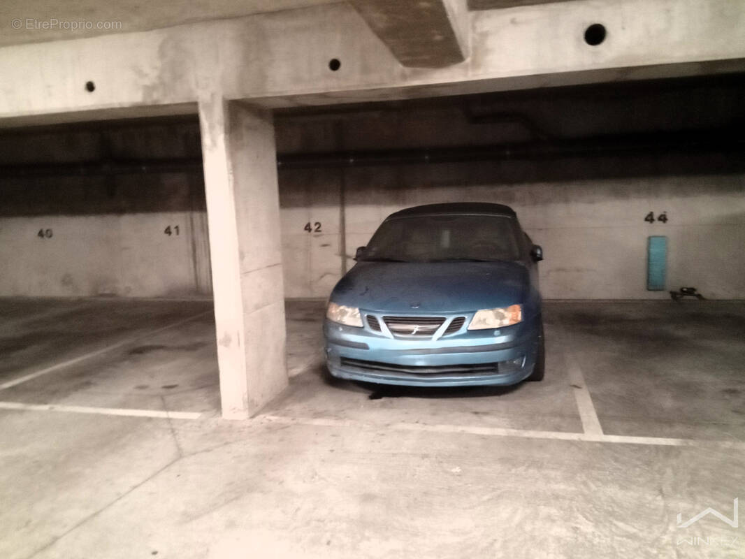 Parking à ARGENTEUIL