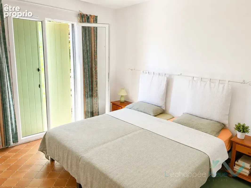 A vendre villa avec piscine pres des plages  la londe les maures  port  de miramar - photo 11