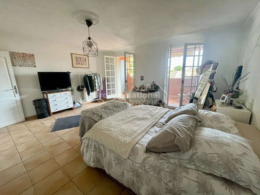 Maison à ROGNONAS