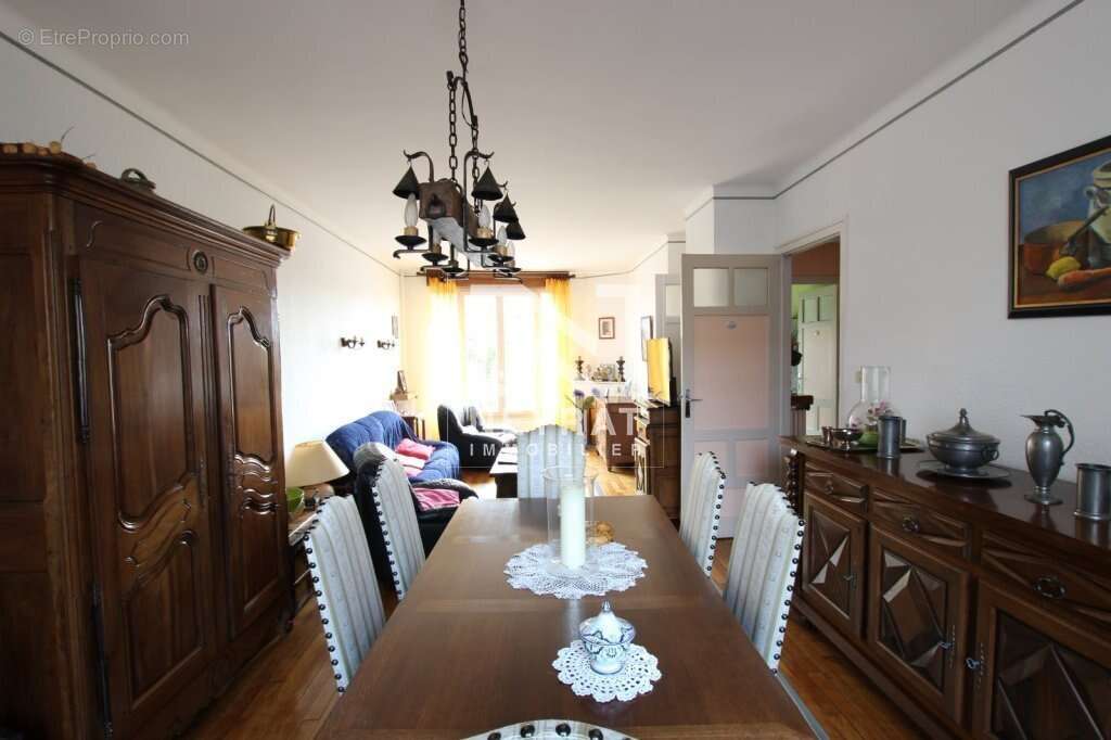 Maison à EPINAC