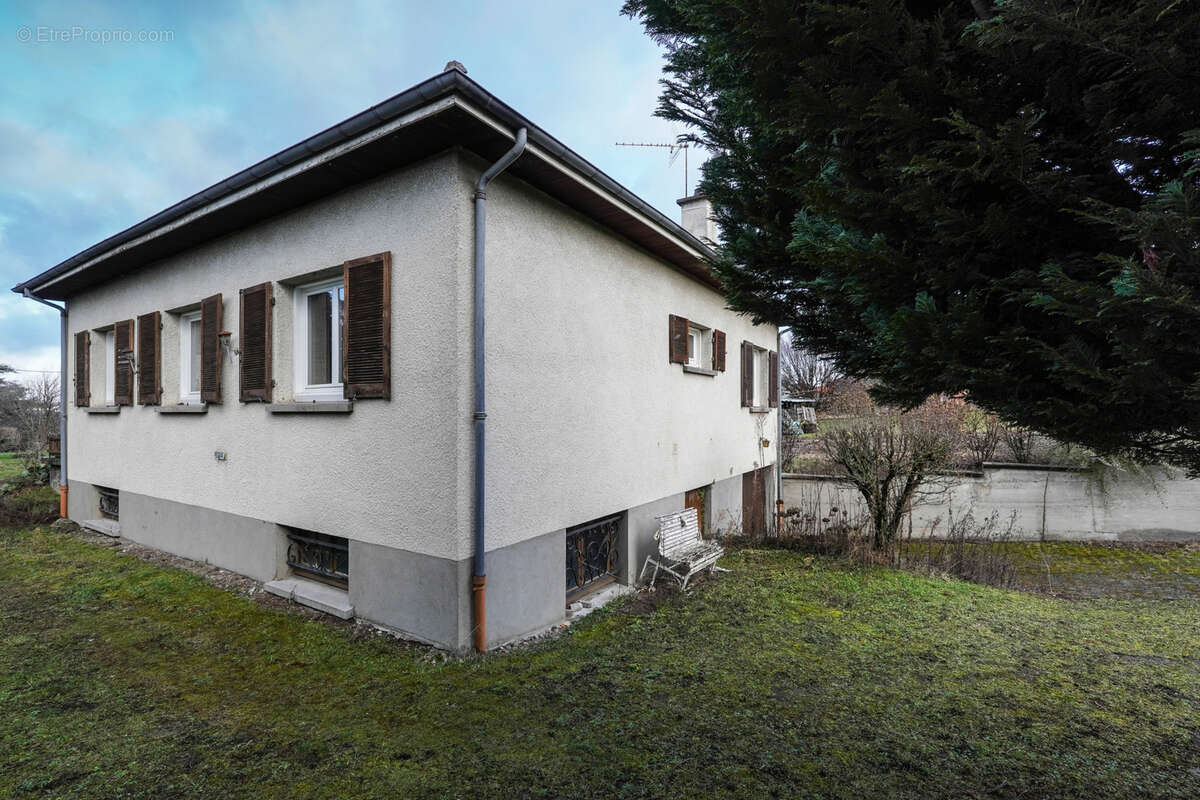 Maison à PONT-DU-CHATEAU