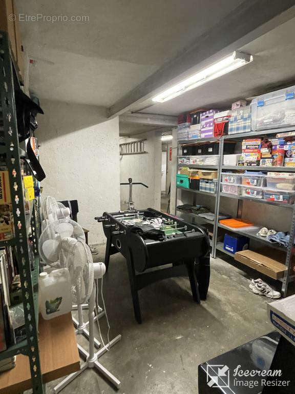 Commerce à VILLENEUVE-LOUBET