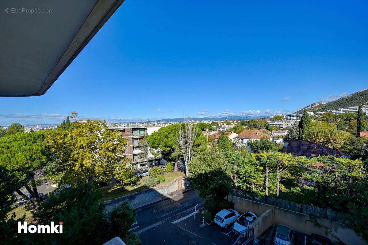 Appartement à MARSEILLE-9E