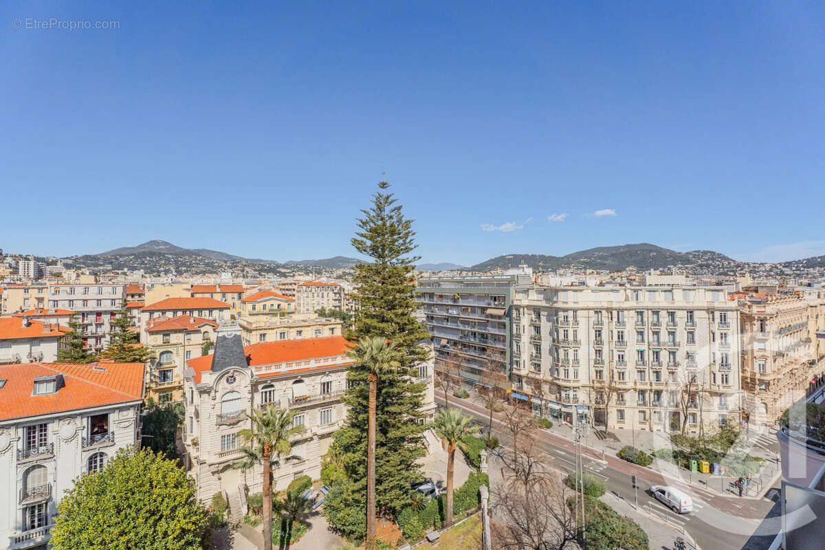 Appartement 96 m² à Nice  - photo 3