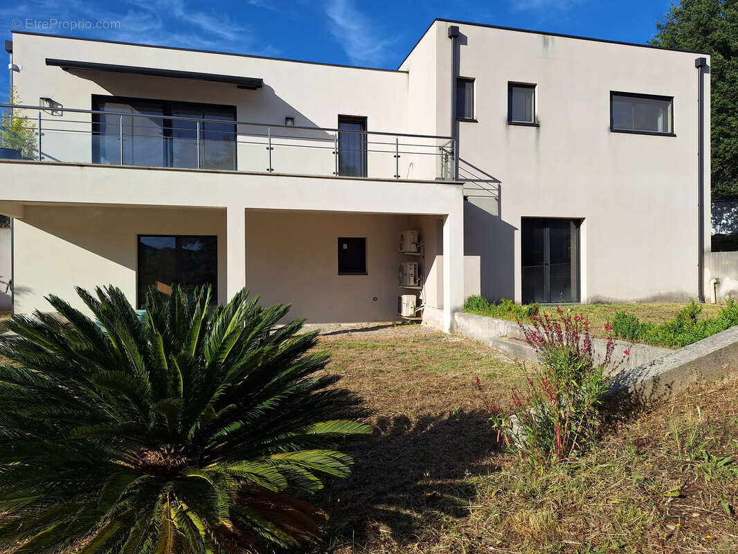 Ajaccio magnifique Villa contemporaine récente T5 avec vaste  garage - photo 13